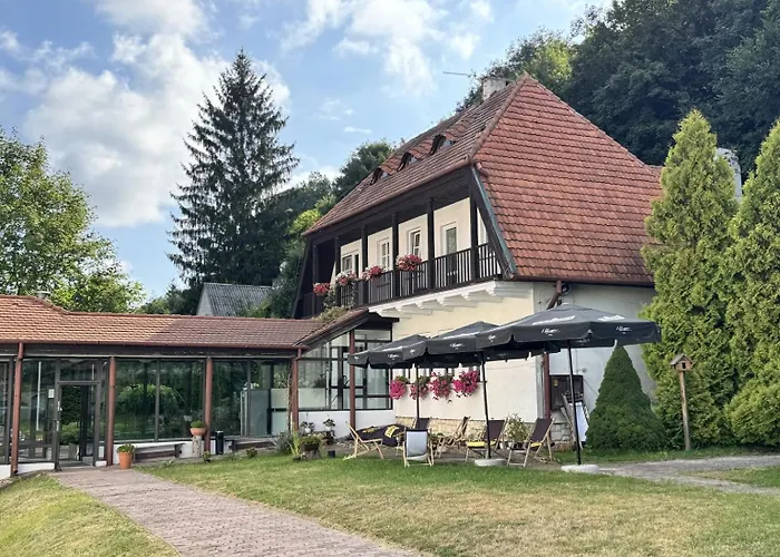 Hotel Zuraw W Starym Spichlerzu